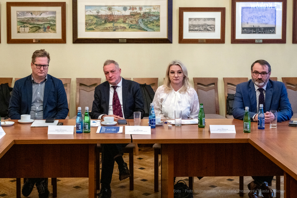 Ekologia, zieleń miejska, czyste powietrze, Ukraina, Kijów, wizyta, przedstawiciele, 2022  Autor: P. Wojnarowski