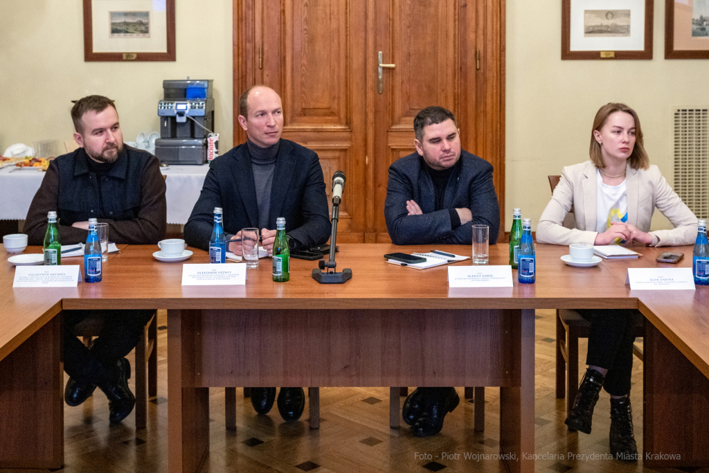 Ekologia, zieleń miejska, czyste powietrze, Ukraina, Kijów, wizyta, przedstawiciele, 2022  Autor: P. Wojnarowski