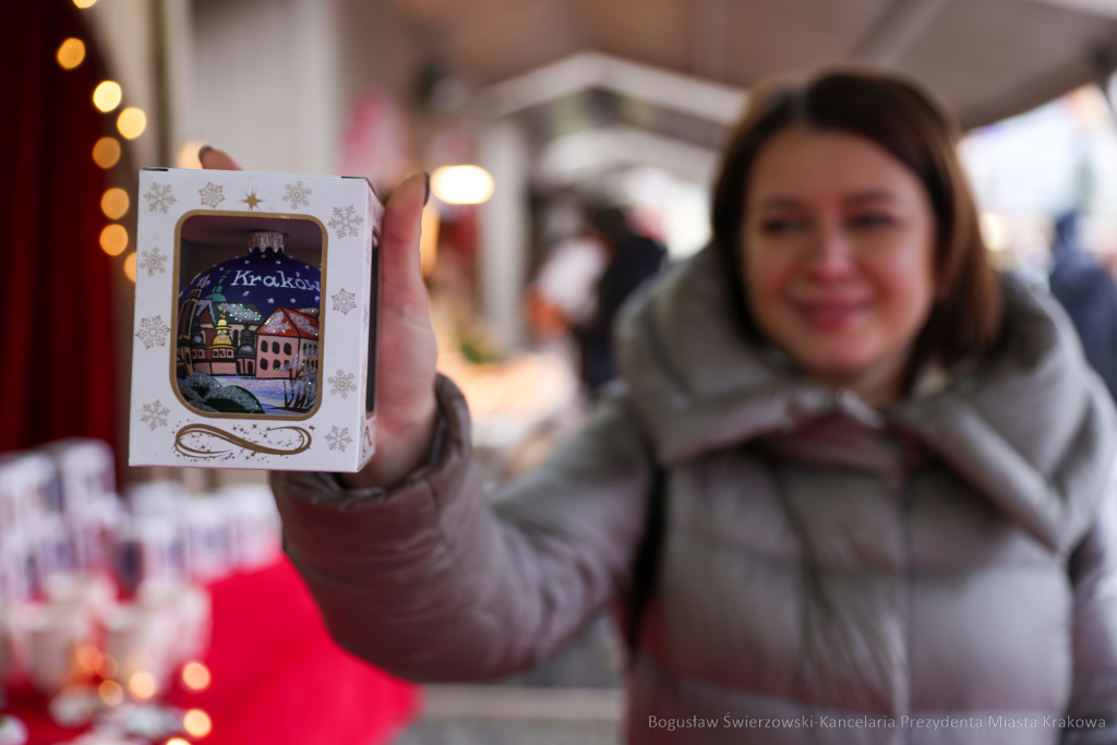 bs-221126-img_7078.jpg-Targi, Święta, Kośmider  Autor: B. Świerzowski