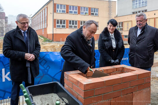 _mg_6078.jpg-akt, erekcyjny, budowa, XXX LO, liceum, wmurowanie, Kulig, 2022, listopad