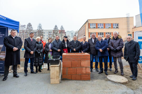 _mg_6141.jpg-akt, erekcyjny, budowa, XXX LO, liceum, wmurowanie, Kulig, 2022, listopad