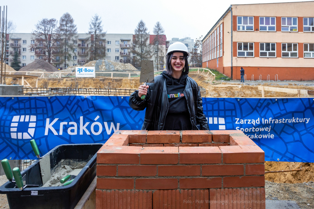 _mg_6152.jpg-akt, erekcyjny, budowa, XXX LO, liceum, wmurowanie, Kulig, 2022, listopad  Autor: P. Wojnarowski