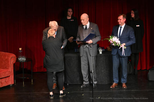 Krakowa 2021 mecenas, Krakowa, nagroda, miasta, Majchrowski, kultury, 2022, listopad, statuetki