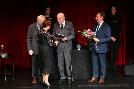 Krakowa 2021 mecenas, Krakowa, nagroda, miasta, Majchrowski, kultury, 2022, listopad, statuetki