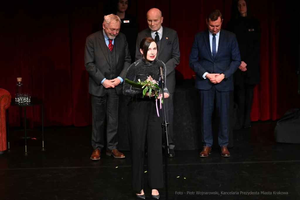 Krakowa 2021 mecenas, Krakowa, nagroda, miasta, Majchrowski, kultury, 2022, listopad, statuetki  Autor: P. Wojnarowski