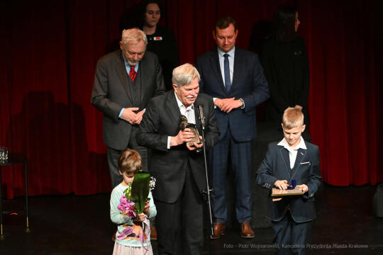 Krakowa 2021 mecenas, Krakowa, nagroda, miasta, Majchrowski, kultury, 2022, listopad, statuetki