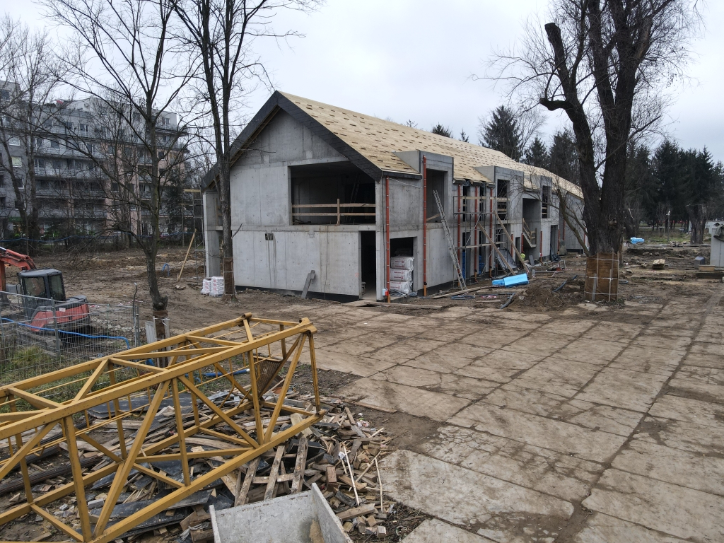 dji_0969.jpg-Kolejny etap budowy klubu kultury Koszykarska