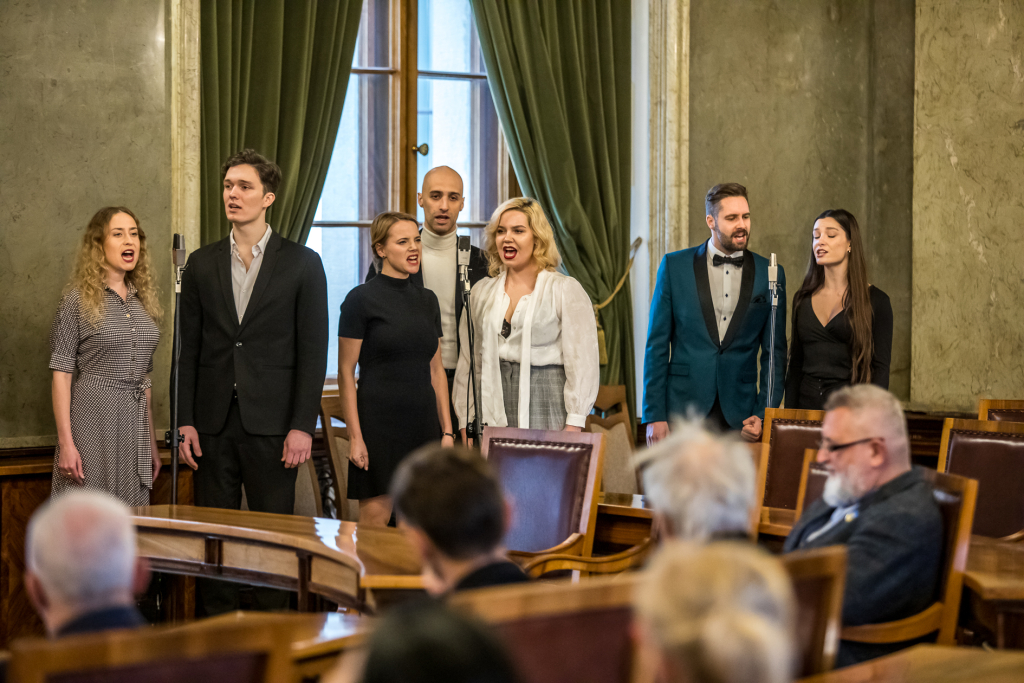 jg_krpl_20221202_6253.jpg-Medal, Jasiński, Majchrowski  Autor: P. Wojnarowski