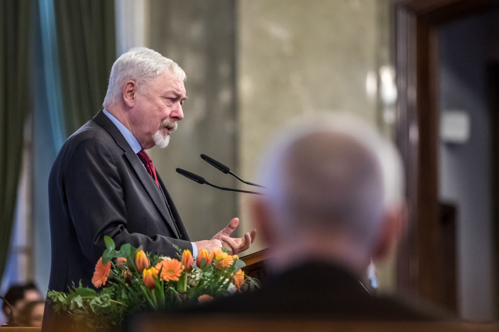 jg_krpl_20221202_6342.jpg-Medal, Jasiński, Majchrowski  Autor: P. Wojnarowski