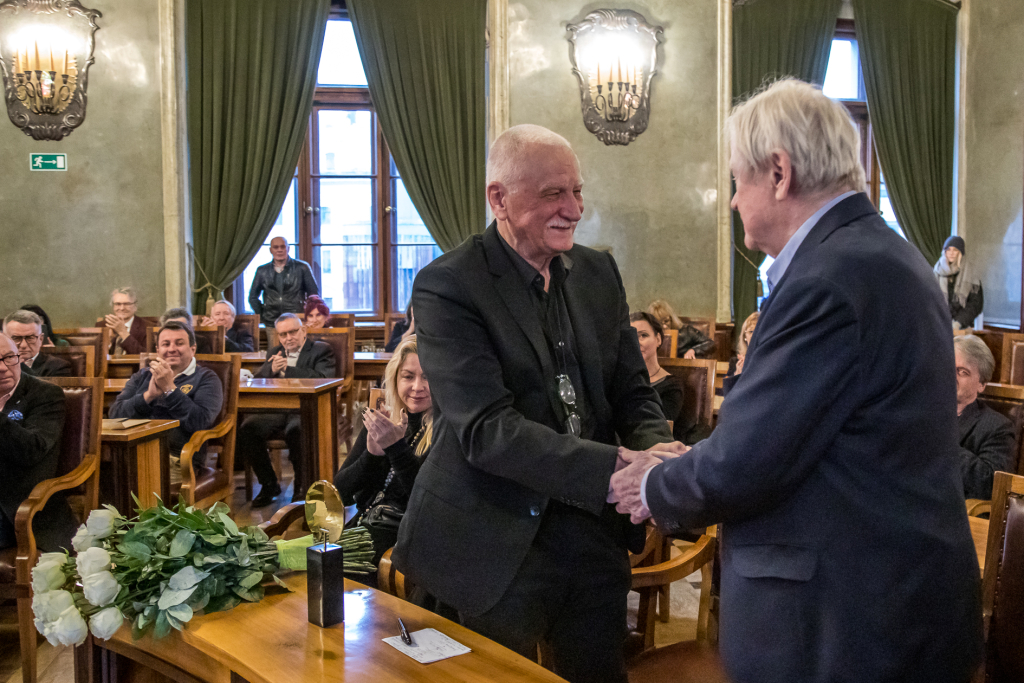 jg_krpl_20221202_6469.jpg-Medal, Jasiński, Majchrowski  Autor: P. Wojnarowski