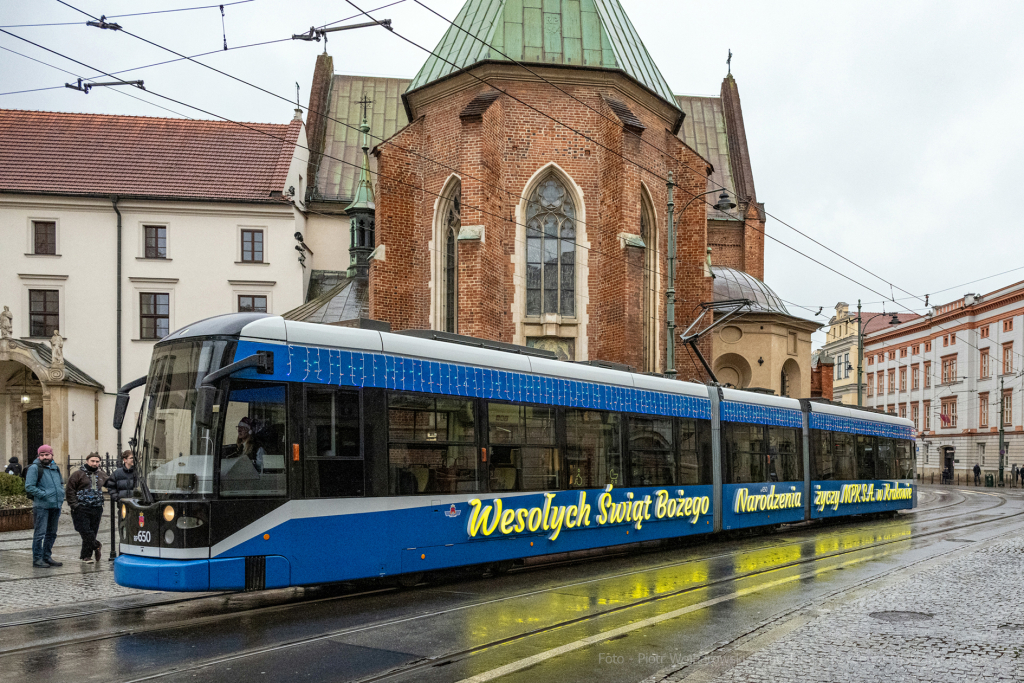 urząd, Majchrowski, paczki, szpital, Żeromskiego, MPK, Mikołaje, 147, tramwaj, specjalny, grudzie  Autor: P. Wojnarowski