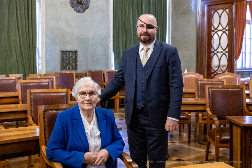 umk_4156.jpg-Maksymowicz, Lidia, obóz, Auschwitz-Birkenau, dziecko, Majchrowski, Honoris Gratia  Autor: P. Wojnarowski