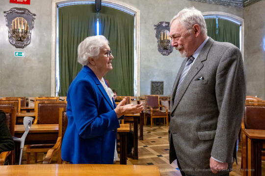 umk_4248.jpg-Maksymowicz, Lidia, obóz, Auschwitz-Birkenau, dziecko, Majchrowski, Honoris Gratia