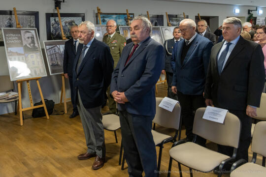 bs-221210-img_1829.jpg-Klub Wojsk Specjalnych, Majchrowski, Medal