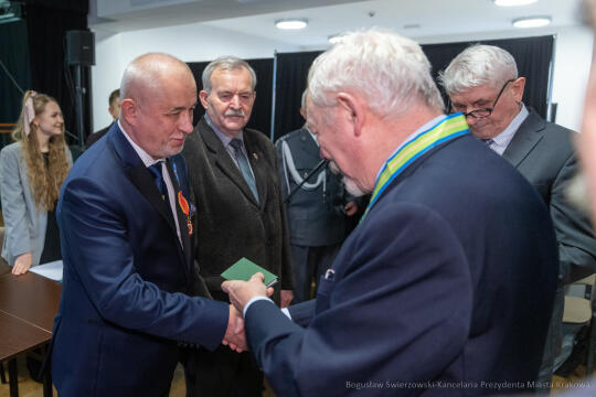 bs-221210-img_1967.jpg-Klub Wojsk Specjalnych, Majchrowski, Medal