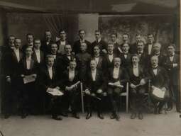 1. chór męski lutnia, 1914 r., fot. wł. gargul.jpg