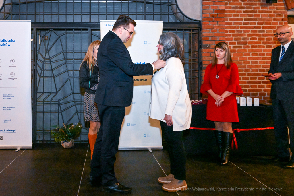 Biblioteka, Kraków, HG, Honoris Gratia, Jubileusz, wojewoda, pracownicy, 2022, grudzień  Autor: P. Wojnarowski