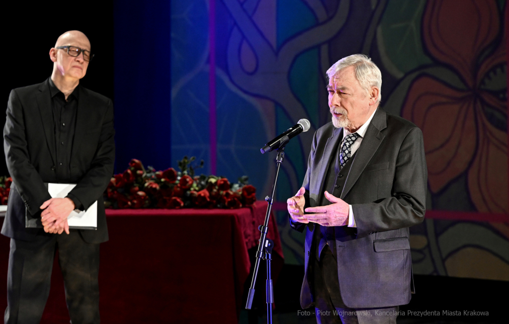 umk_8405.jpg-nagroda, teatralna, imienia, Wyspiańskiego, teatr, aktorzy, Słowackiego, wręczenie  Autor: P. Wojnarowski