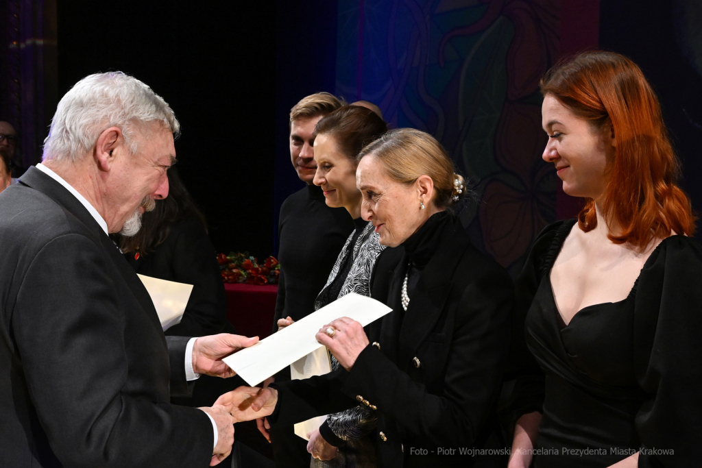 umk_8535.jpg-nagroda, teatralna, imienia, Wyspiańskiego, teatr, aktorzy, Słowackiego, wręczenie  Autor: P. Wojnarowski