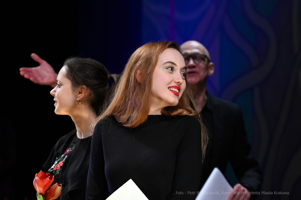 umk_8730.jpg-nagroda, teatralna, imienia, Wyspiańskiego, teatr, aktorzy, Słowackiego, wręczenie  Autor: P. Wojnarowski