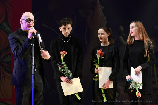 umk_8768.jpg-nagroda, teatralna, imienia, Wyspiańskiego, teatr, aktorzy, Słowackiego, wręczenie