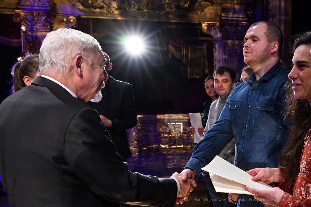 umk_8803.jpg-nagroda, teatralna, imienia, Wyspiańskiego, teatr, aktorzy, Słowackiego, wręczenie  Autor: P. Wojnarowski