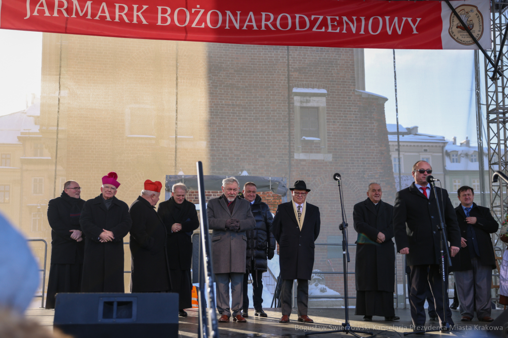 bs-221218-img_4763.jpg-Życzenia Świąteczne, Majchrowski, Jędraszewski  Autor: B. Świerzowski