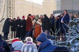 bs-221218-img_4839.jpg-Życzenia Świąteczne, Majchrowski, Jędraszewski