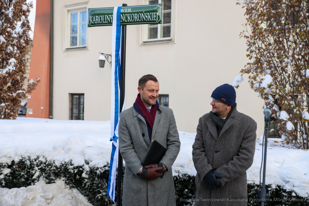 bs-221219-img_5348.jpg-Skwer Lanckorońskiej, Kraków, Piaskowski  Autor: B. Świerzowski