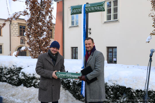 bs-221219-img_5385.jpg-Skwer Lanckorońskiej, Kraków, Piaskowski