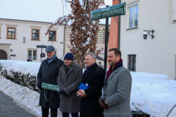 bs-221219-img_5476.jpg-Skwer Lanckorońskiej, Kraków, Piaskowski