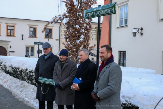 bs-221219-img_5476.jpg-Skwer Lanckorońskiej, Kraków, Piaskowski