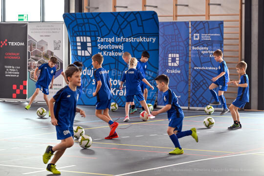 umk_9379.jpg-Hala, otwarcie, Majchrowski, szkoła, Lipińskiego, 151, sport, grudzień, 2022
