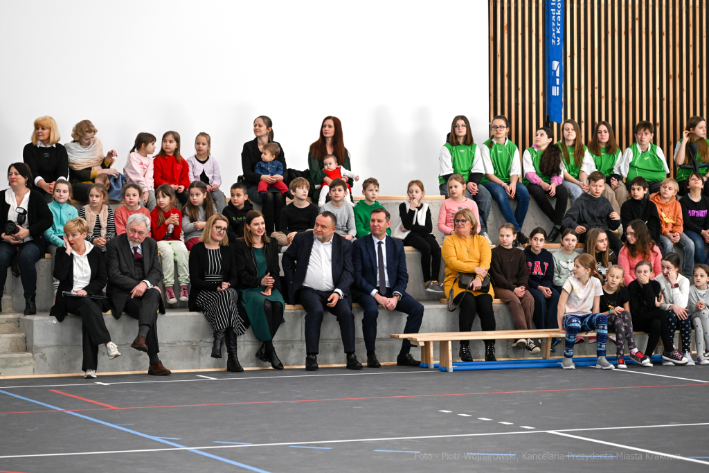 umk_9560.jpg-Hala, otwarcie, Majchrowski, szkoła, Lipińskiego, 151, sport, grudzień, 2022  Autor: P. Wojnarowski