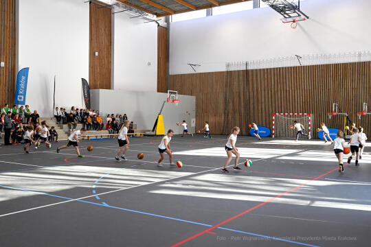 umk_9564.jpg-Hala, otwarcie, Majchrowski, szkoła, Lipińskiego, 151, sport, grudzień, 2022