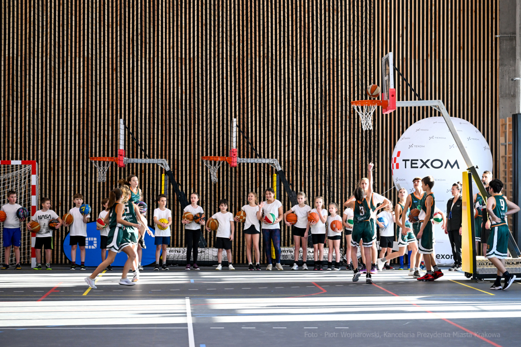 umk_9571.jpg-Hala, otwarcie, Majchrowski, szkoła, Lipińskiego, 151, sport, grudzień, 2022  Autor: P. Wojnarowski