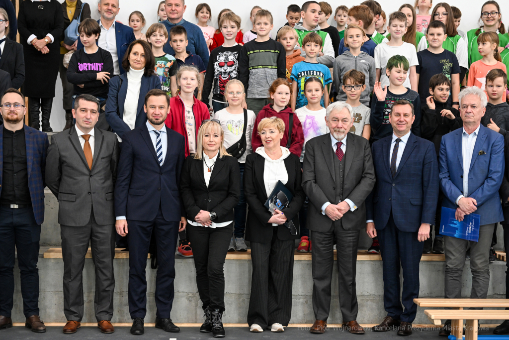 umk_9795.jpg-Hala, otwarcie, Majchrowski, szkoła, Lipińskiego, 151, sport, grudzień, 2022  Autor: P. Wojnarowski