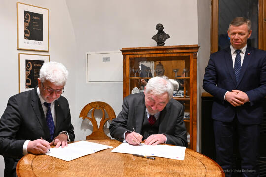 umk_9900.jpg-SKOZK, Gmina Kraków, Kraków, porozumienie, podpisanie, grudzień, 2022
