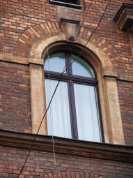 Obramienie okna - stan przed remontem