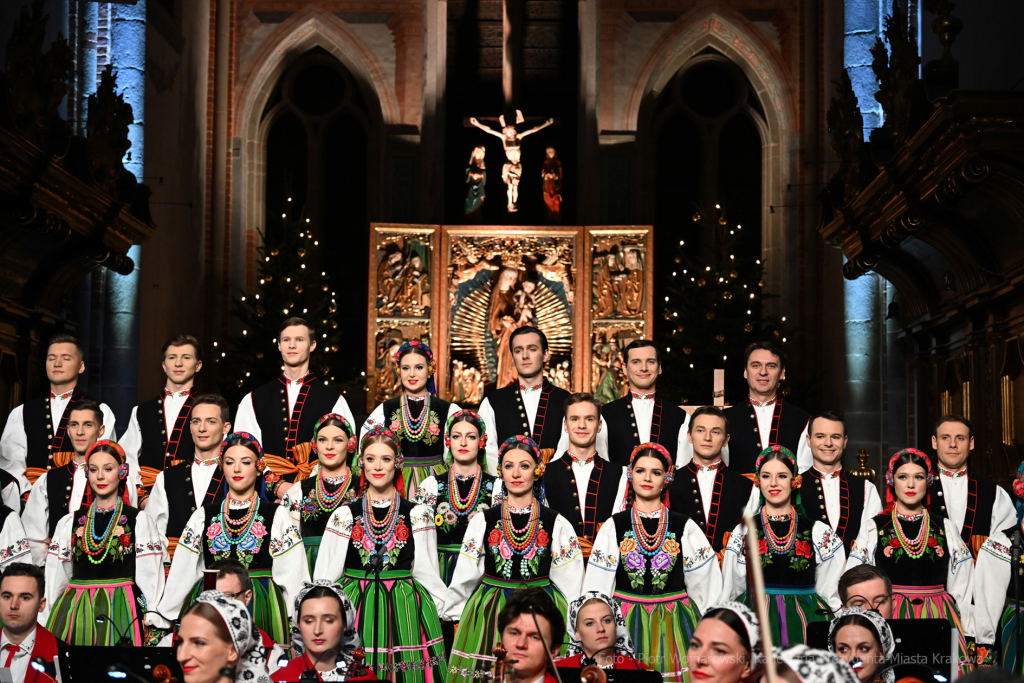 umk_1596.jpg-Mazowsze, koncert, Mogiła, 800 lat, jubileusz, Majchrowski, opactwo, 2022, grudzień  Autor: P. Wojnarowski