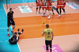 img_1047.jpg-PlusLiga: lwowska drużyna przegrała z drużyną z Warszawy