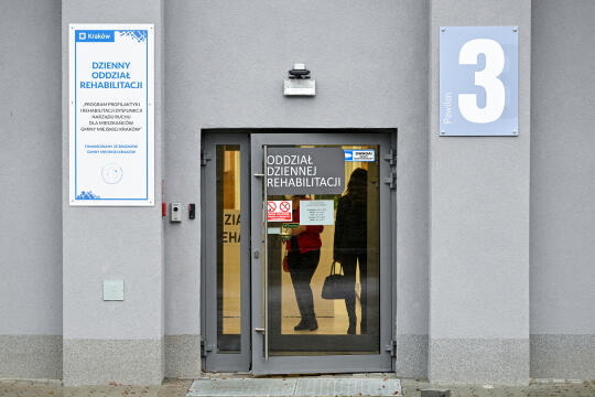 umk_4960.jpg-Kulig, MCO, Miejskie, Centrum, Opieki, wizyta, Wielicka, 267, rehabilitacja, seniorzy