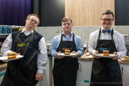 umk_9217.jpg-Down, Zespół Downa, kawiarnia, otwarcie, Społeczna, Kaffka, Majchrowski, 2023