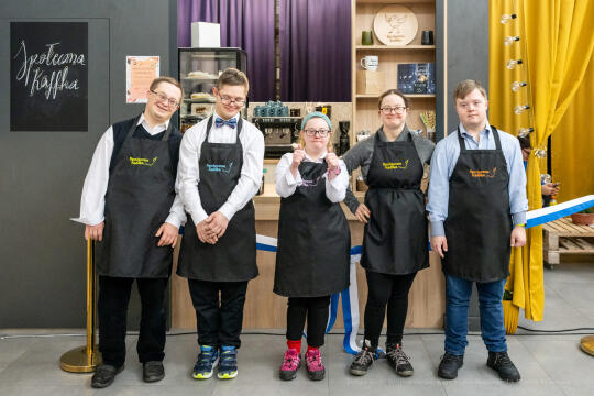 umk_9235.jpg-Down, Zespół Downa, kawiarnia, otwarcie, Społeczna, Kaffka, Majchrowski, 2023