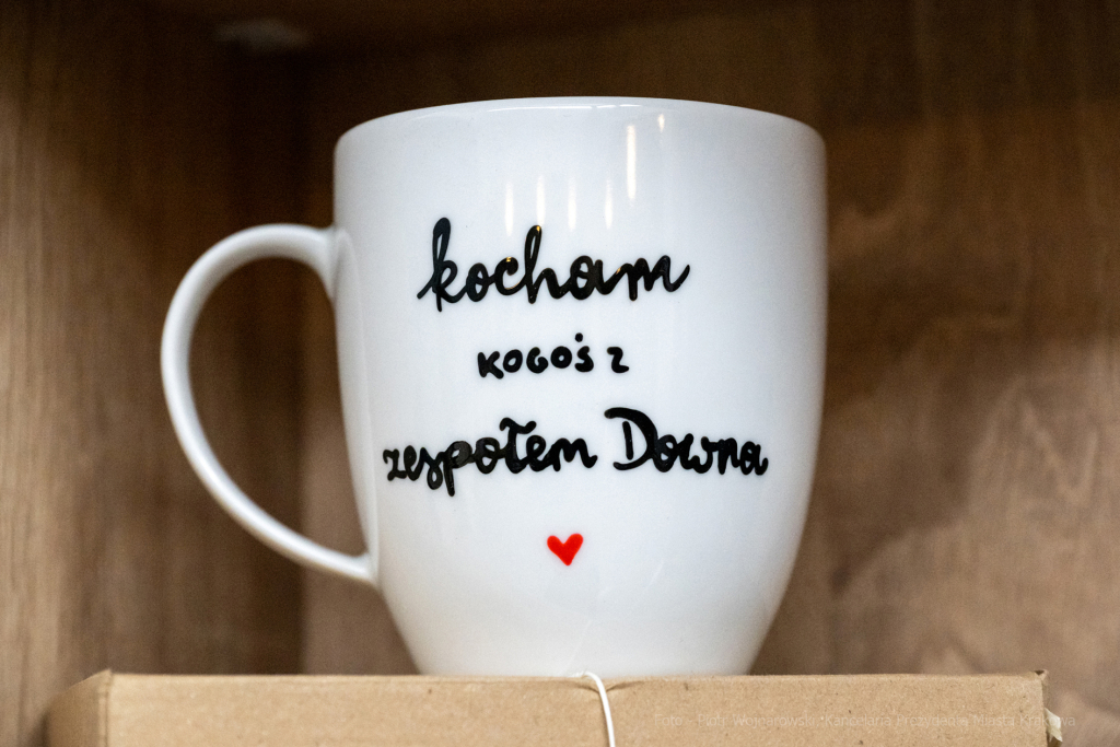 umk_9291.jpg-Down, Zespół Downa, kawiarnia, otwarcie, Społeczna, Kaffka, Majchrowski, 2023  Autor: P. Wojnarowski