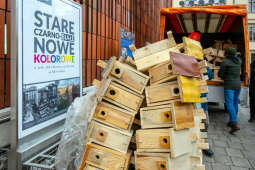 umk_0990.jpg-MPO, Asocjacja, Promotorów, Radosnego, Ptaka, budki, karmniki, akcja Kraków, 2023