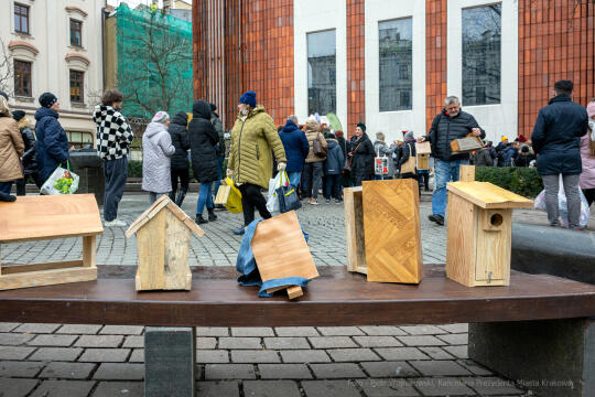 umk_1040.jpg-MPO, Asocjacja, Promotorów, Radosnego, Ptaka, budki, karmniki, akcja Kraków, 2023