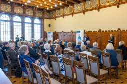 umk_1933.jpg-emeryci, rada, seniorzy, Majchrowski, posiedzenie, Rada Seniorów