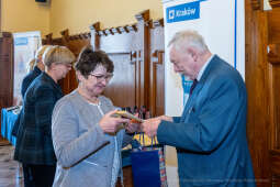 umk_1943.jpg-emeryci, rada, seniorzy, Majchrowski, posiedzenie, Rada Seniorów