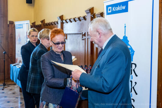 umk_1945.jpg-emeryci, rada, seniorzy, Majchrowski, posiedzenie, Rada Seniorów